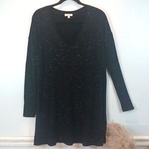 Aritzia Wilfred speckled black/white long sleeve sweater tunic dress ( small)